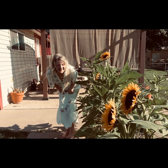 Meet your Posher, Amy - Picture 1 of 2